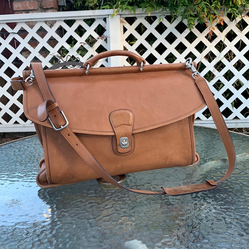 Coach vintage messenger bag